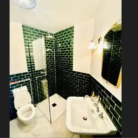 One Bedroom W Free Parking &terrace Luxembourg